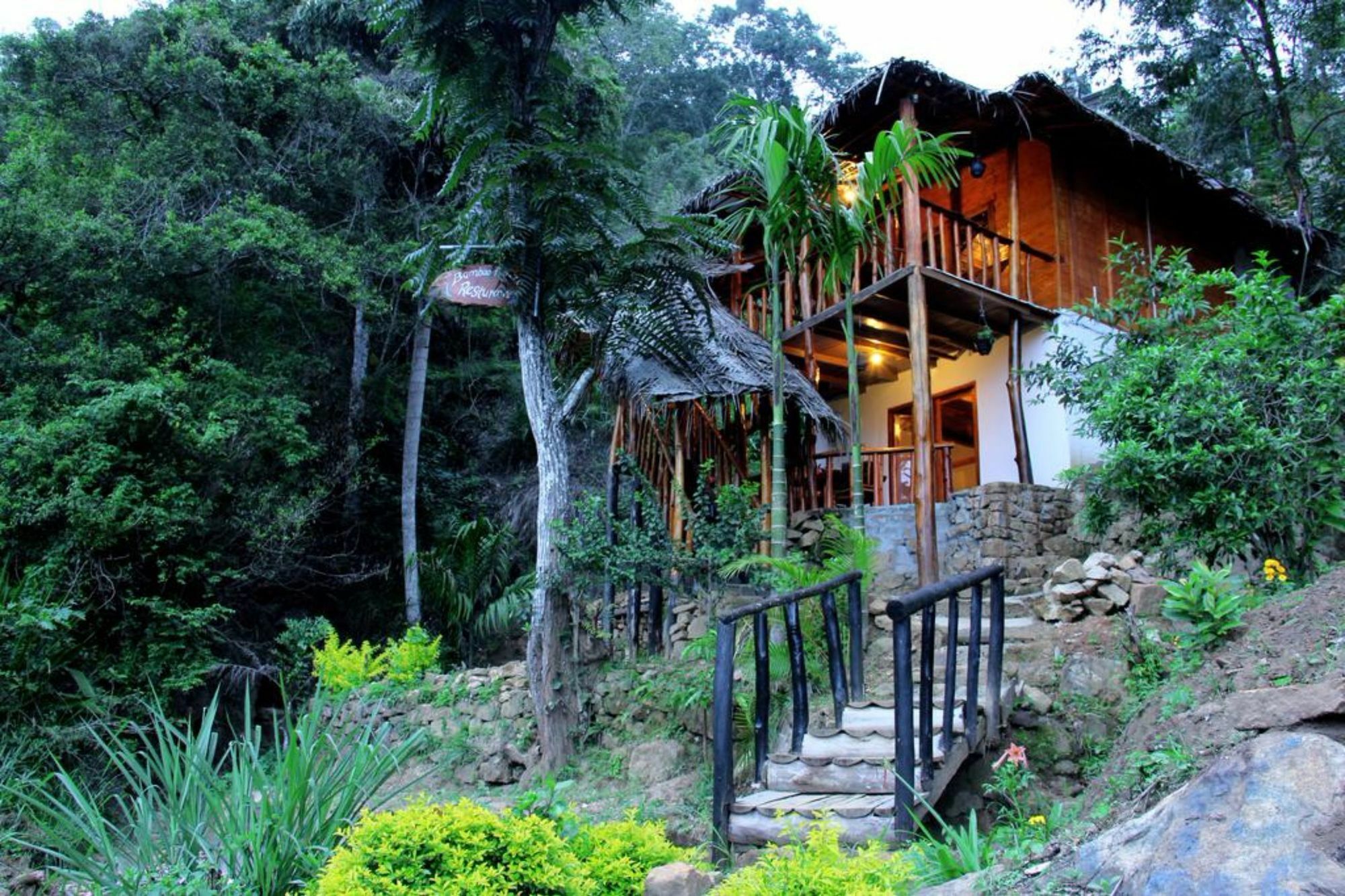 Ella Bamboo Cabana Екстериор снимка